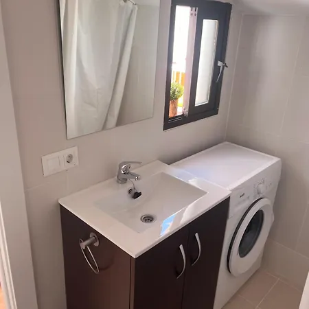 Apartamento Lidia Planta 2, La Carihuela 1ª Linea Playa, Vistas Mar, Buhardilla 1 Dormitorio, 40 M2, 1-3 Huesped, Terraza, Wifi Torremolinos Exterior foto