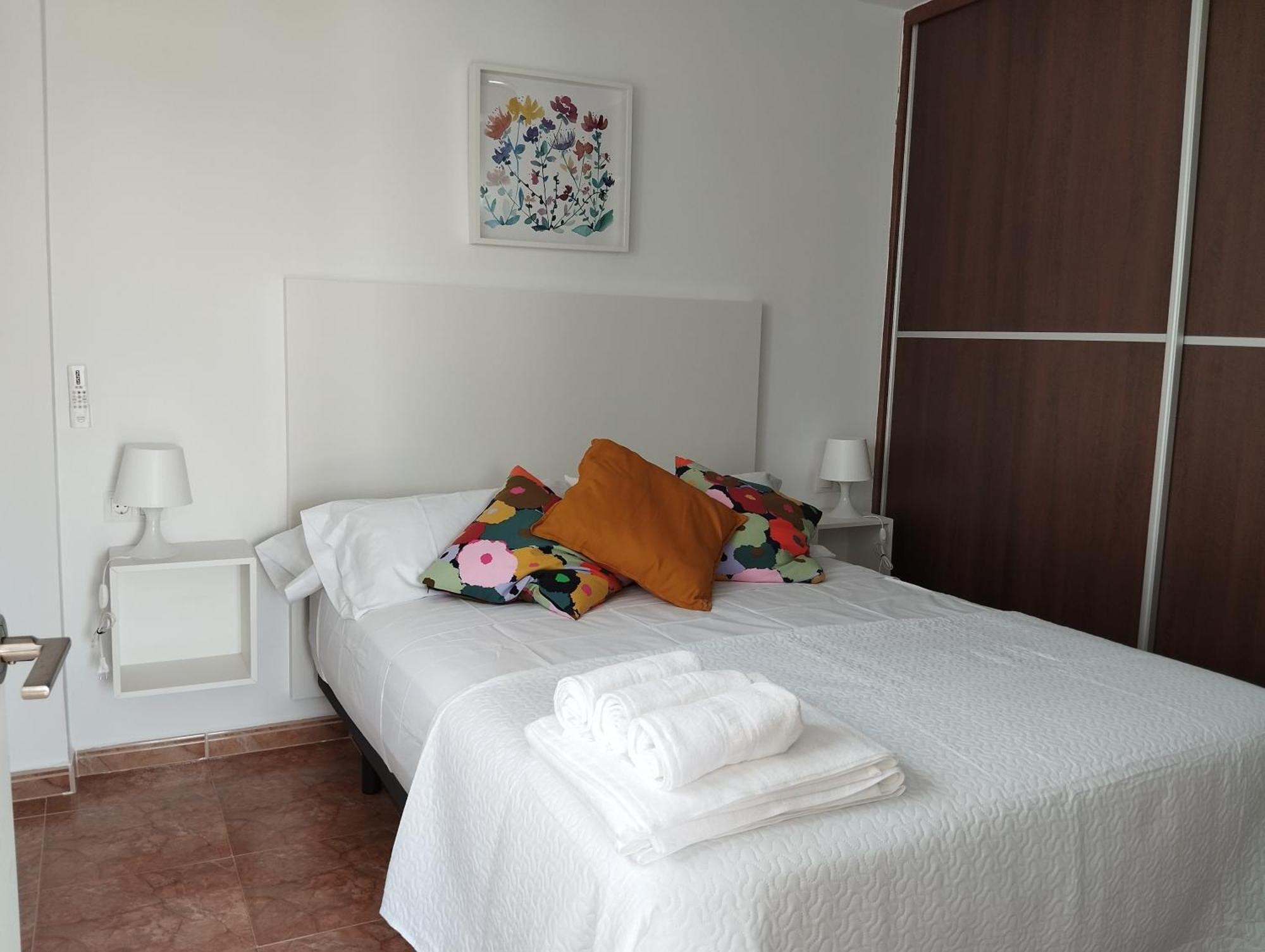 Lidia Planta 2, La Carihuela 1ª Linea Playa, Vistas Mar, Buhardilla 1 Dormitorio, 40 M2, 1-3 Huesped, Terraza, Wifi Apartamento